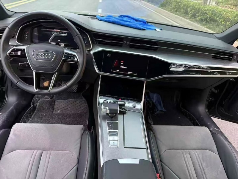 无锡24年奥迪A6L8