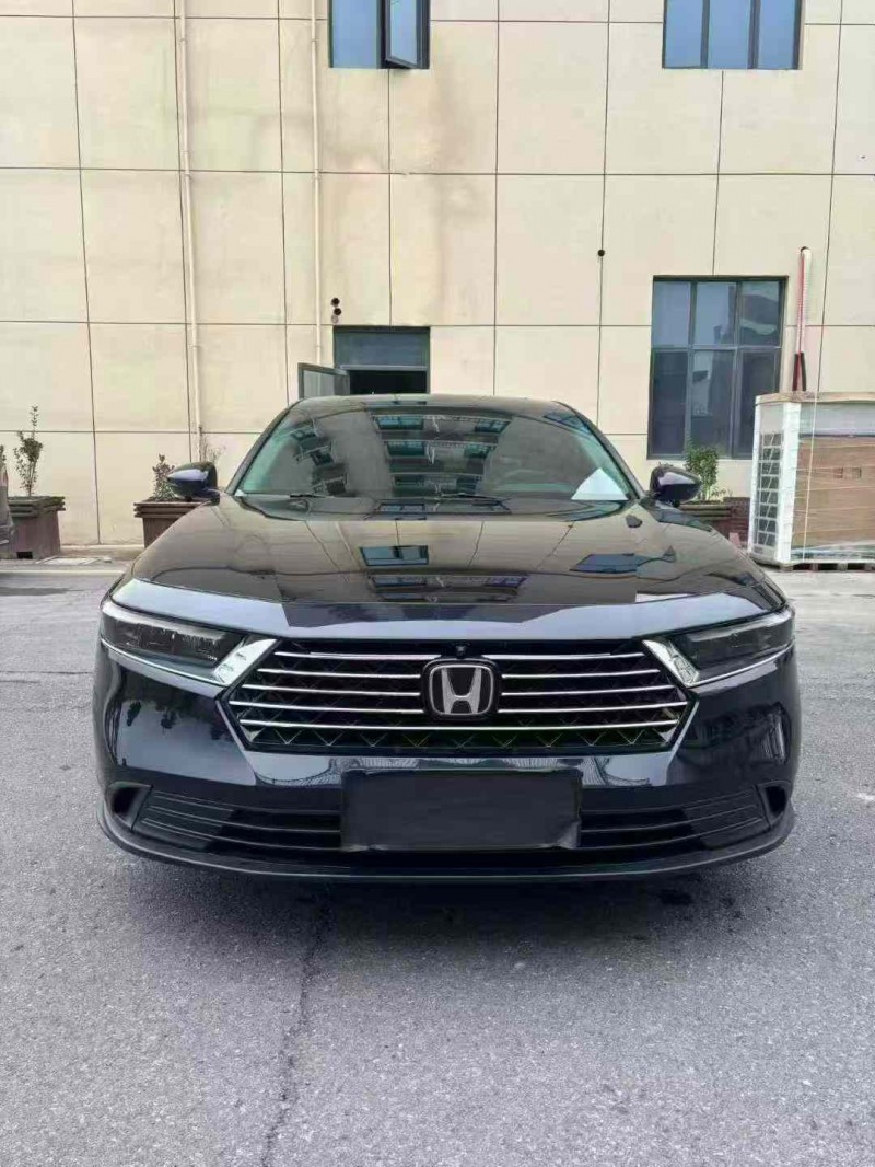 襄阳24年本田雅阁1