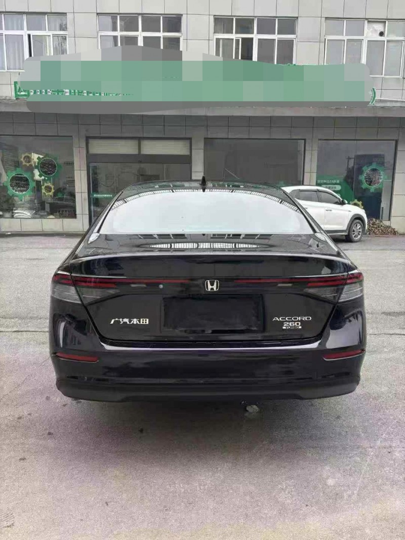 襄阳24年本田雅阁9