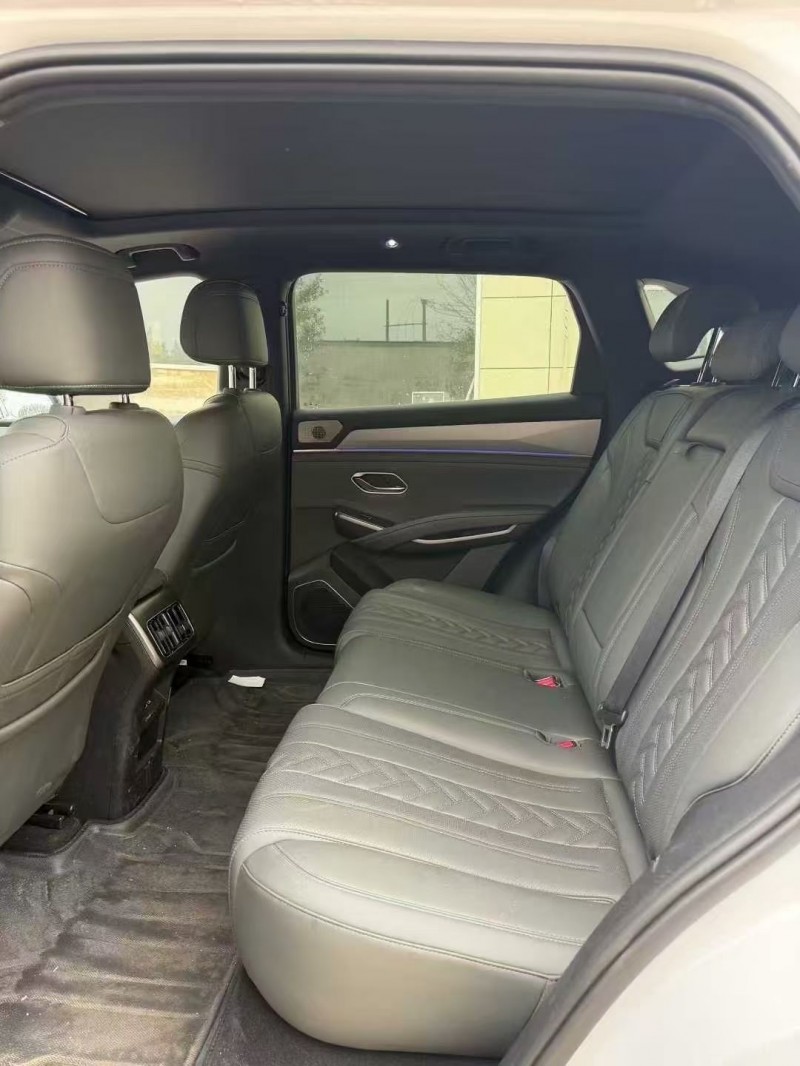 济南25年比亚迪宋2