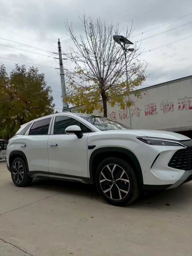 济南25年比亚迪宋3