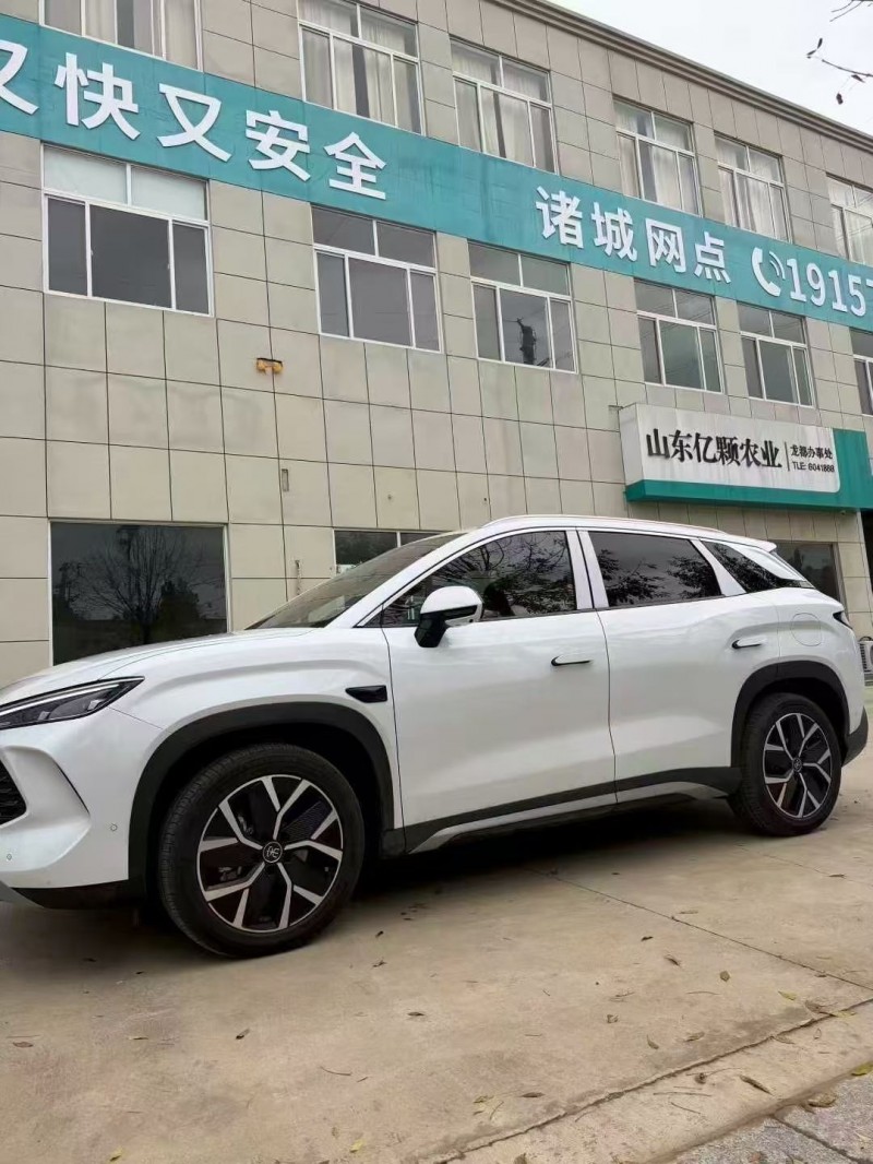 济南25年比亚迪宋4