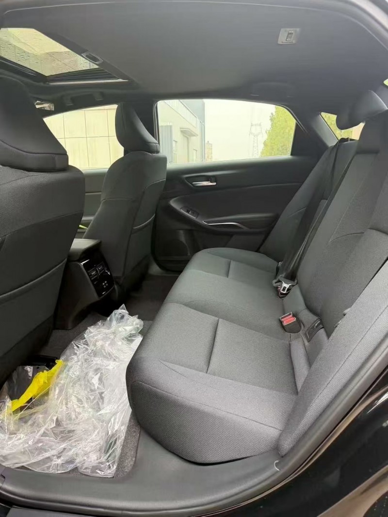 东营25年丰田亚洲龙5