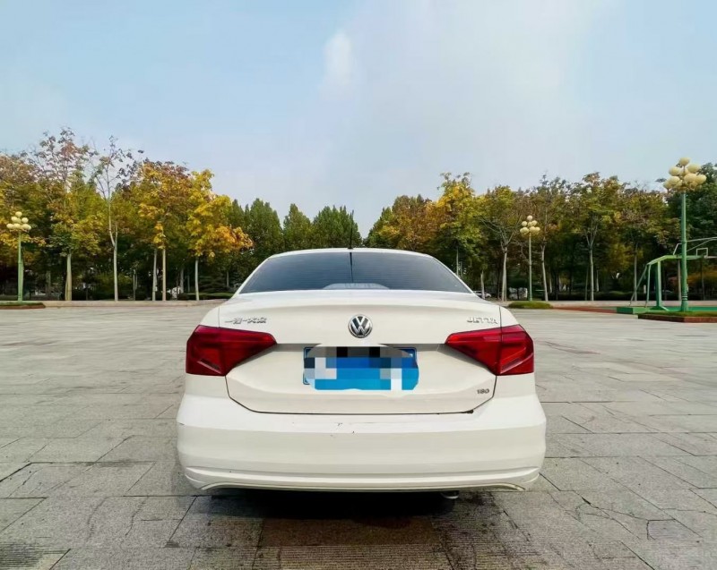 烟台17年大众捷达9