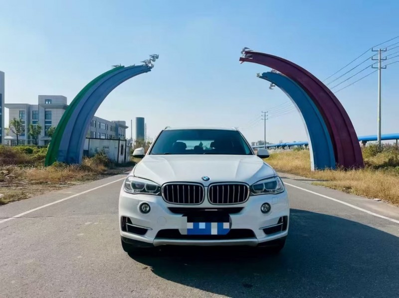 济宁17年宝马X51