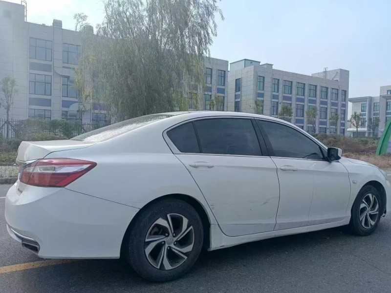 淄博18年本田雅阁8