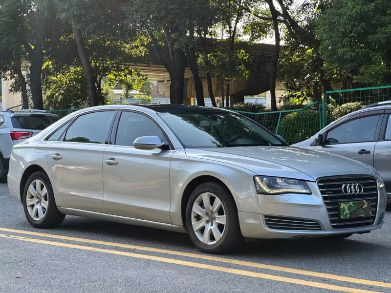 东莞12年奥迪A8L2