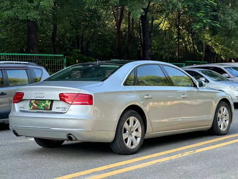 东莞12年奥迪A8L4