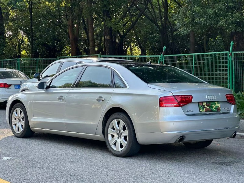东莞12年奥迪A8L5