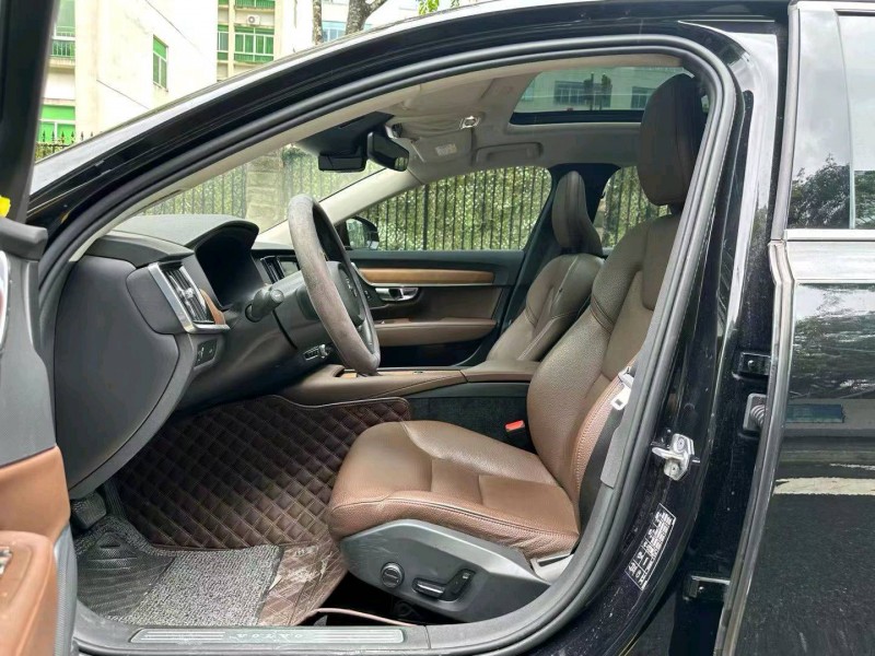 深圳20年沃尔沃S904