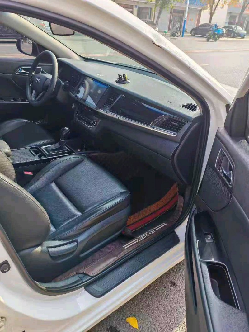 保定17年现代名图9