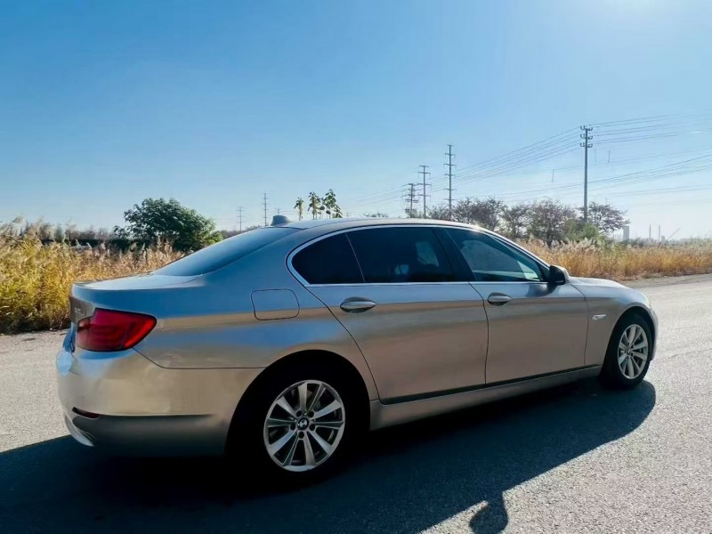 青岛13年宝马5系9