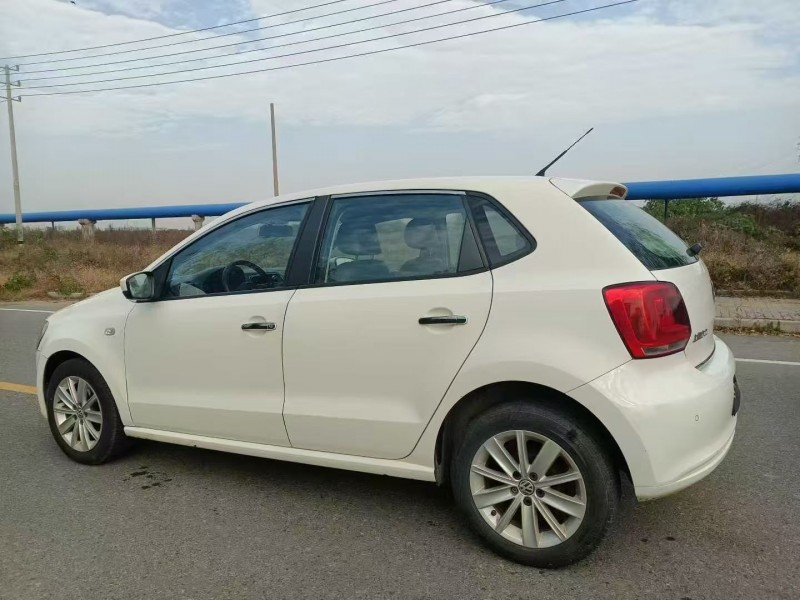 济南13年大众polo7