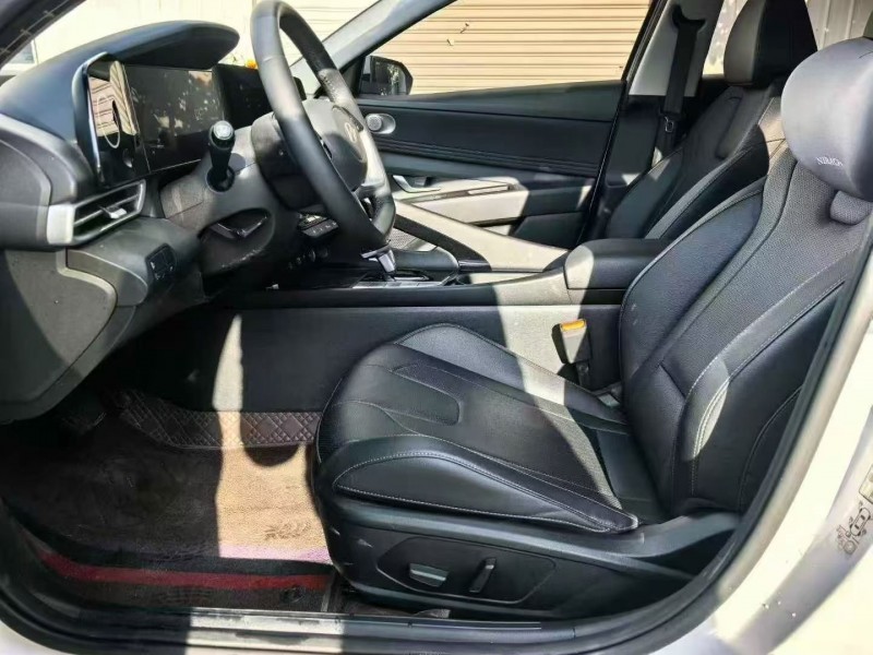 苏州25年现代伊兰特4