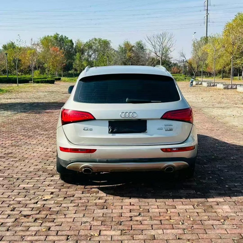 泰安17年奥迪Q56