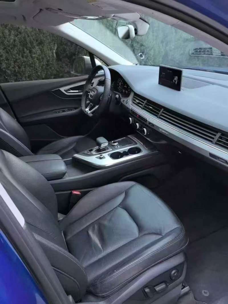 青岛17年奥迪Q76