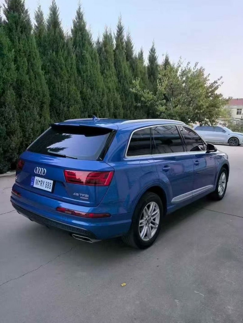 青岛17年奥迪Q77