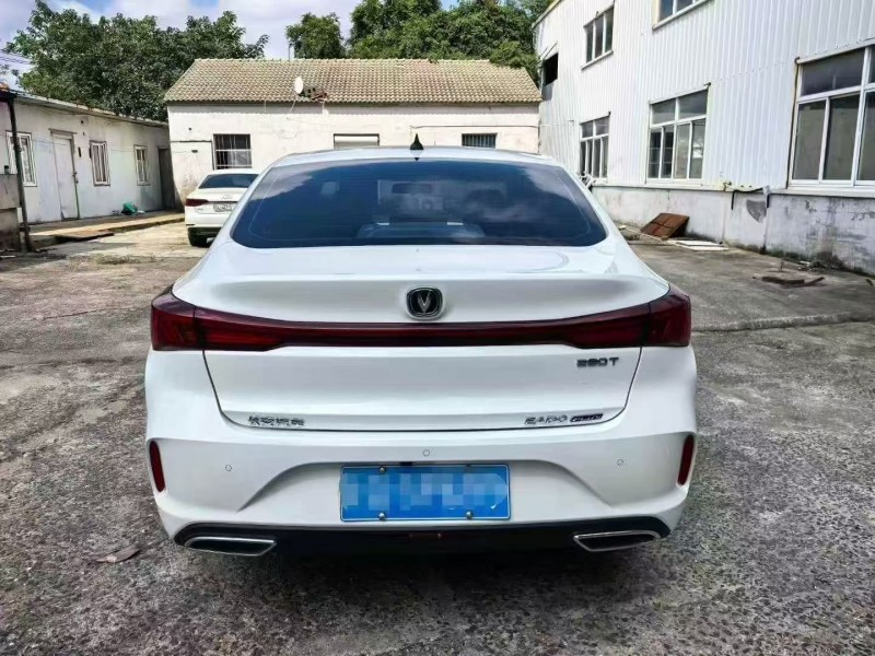 苏州25年长安汽车逸动9