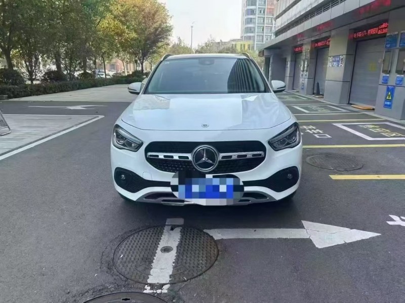 淮南22年奔驰GLA1