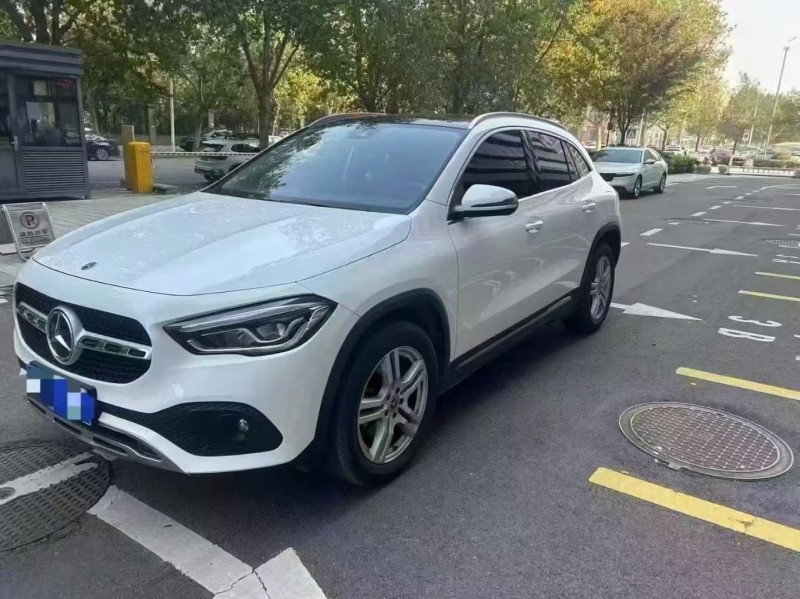 淮南22年奔驰GLA3