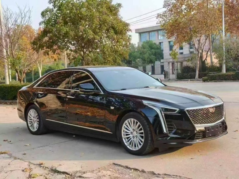 开封23年凯迪拉克CT63