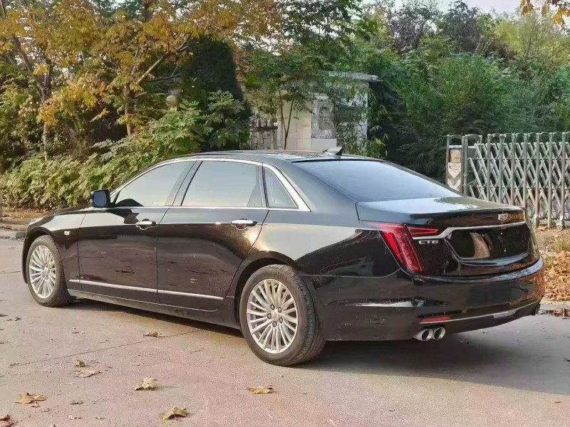 开封23年凯迪拉克CT67