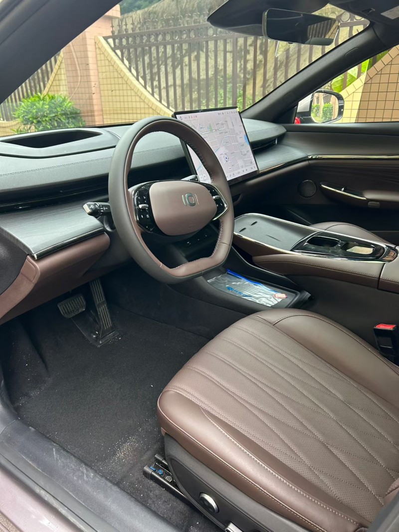 东莞25年长安汽车启源4