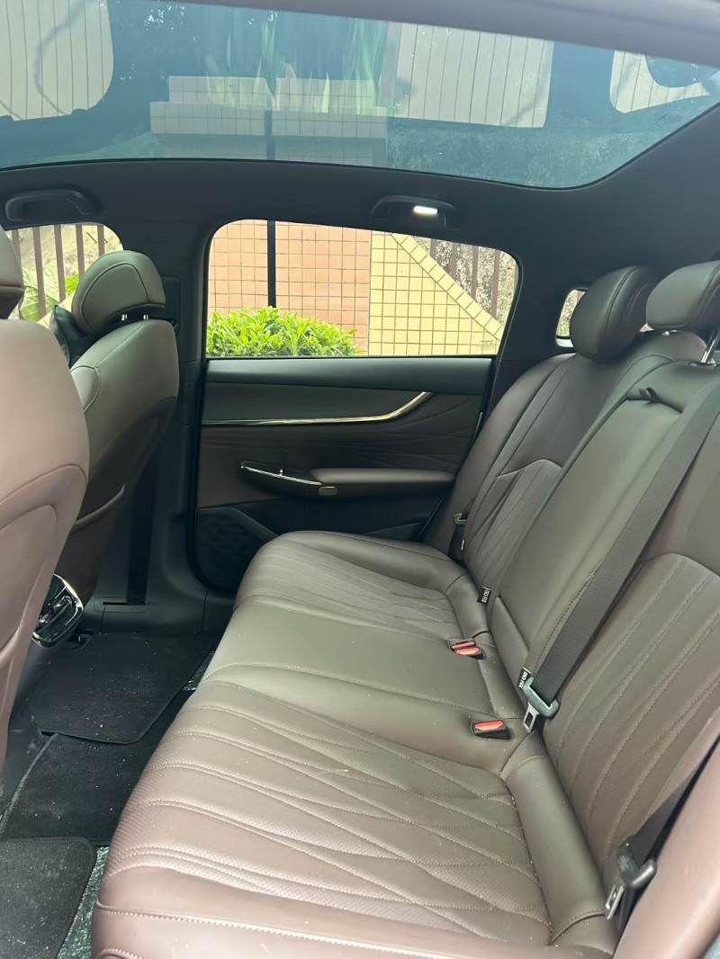 东莞25年长安汽车启源5