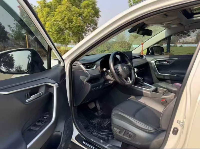 徐州24年丰田RAV4荣放5