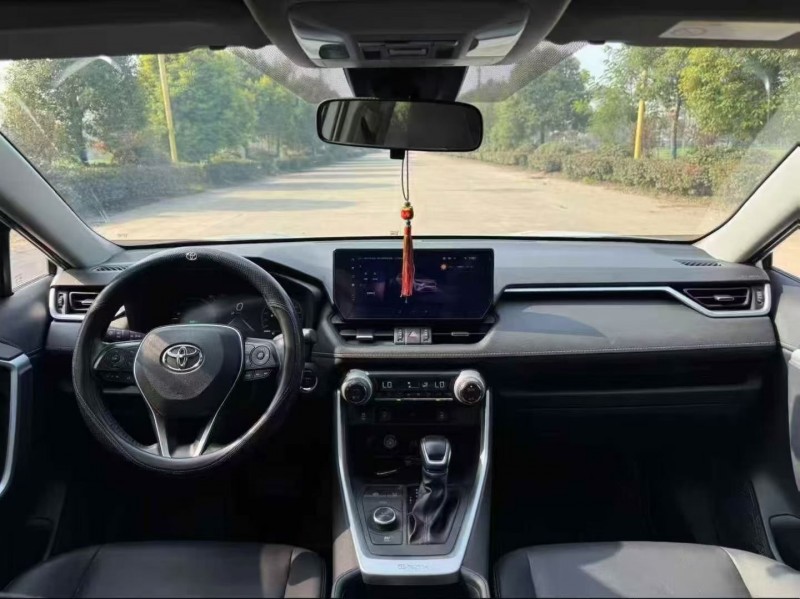 徐州24年丰田RAV4荣放6