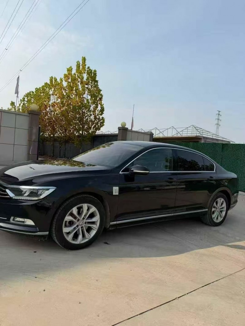 济宁19年大众迈腾2