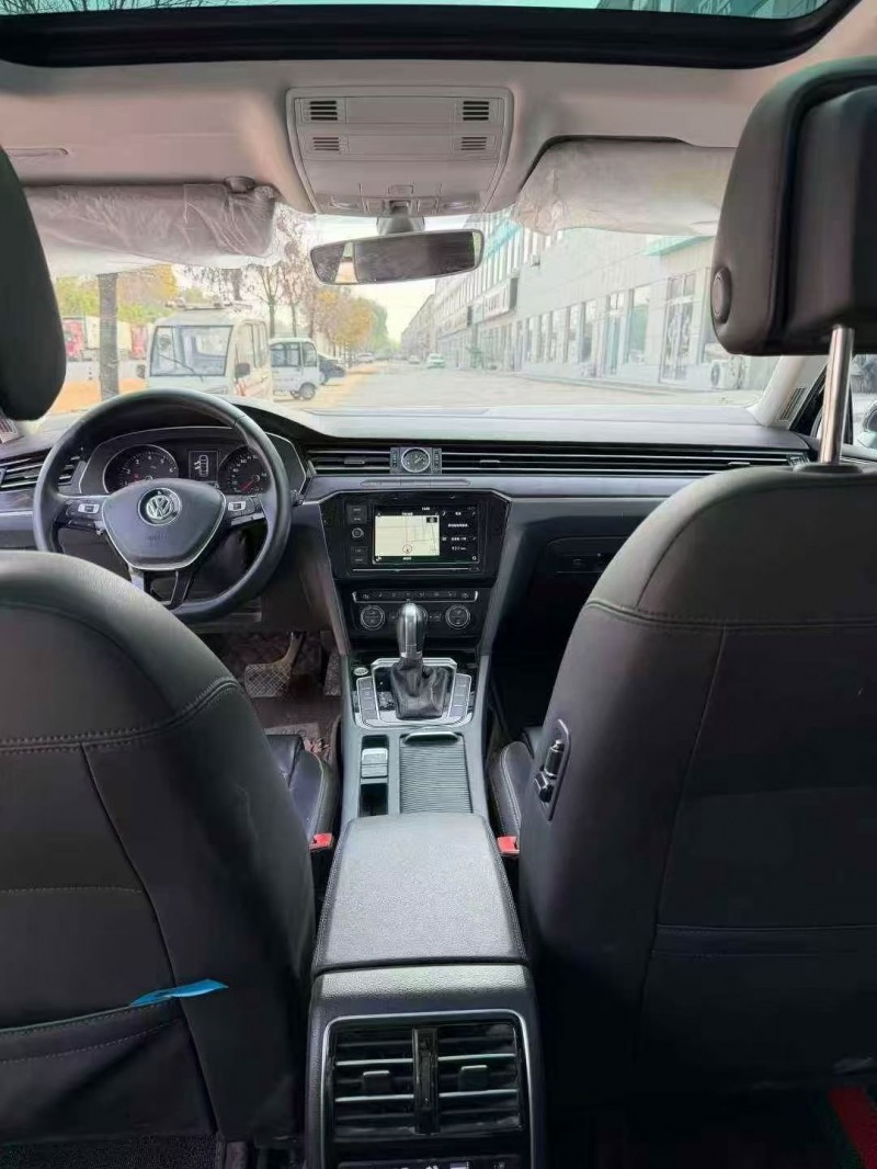 济宁19年大众迈腾6