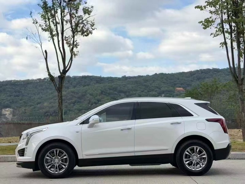 九江19年凯迪拉克XT52