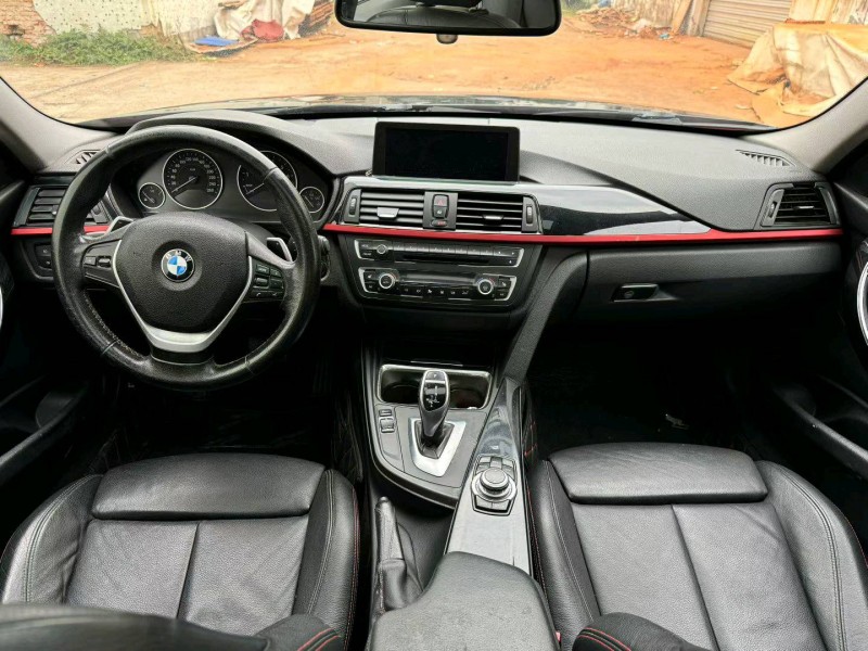 金华14年宝马3系4