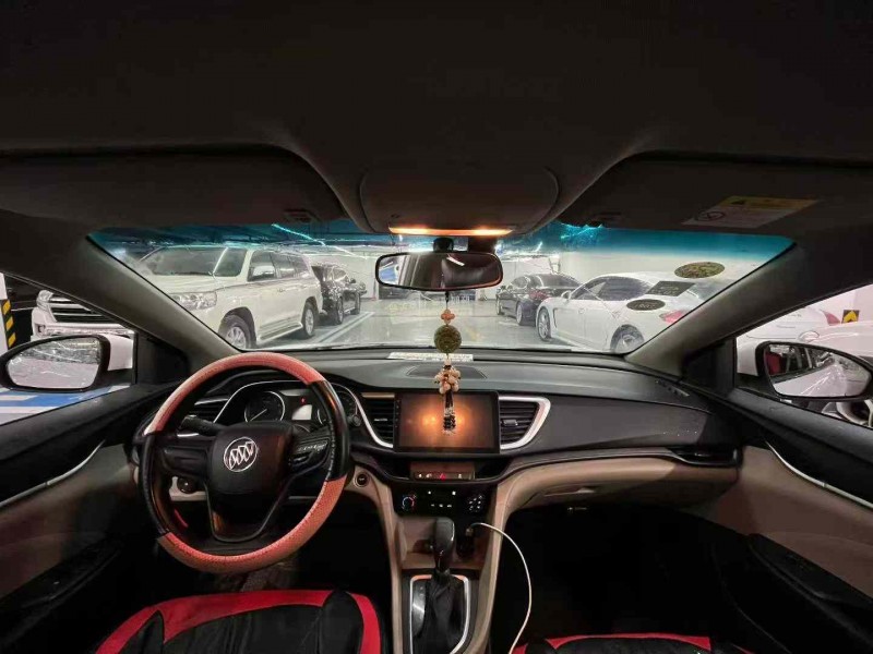 深圳18年别克英朗5