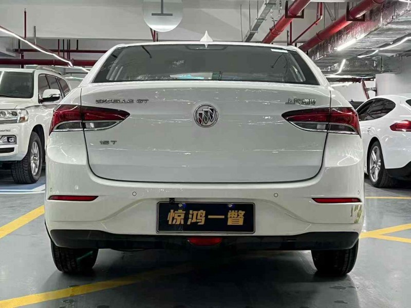 深圳18年别克英朗9