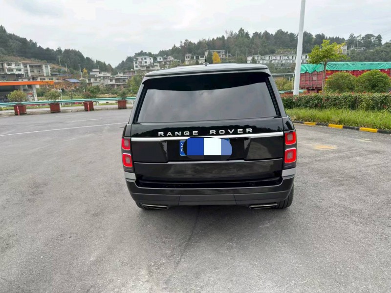 重庆16年路虎揽胜8