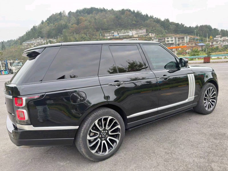 重庆16年路虎揽胜9