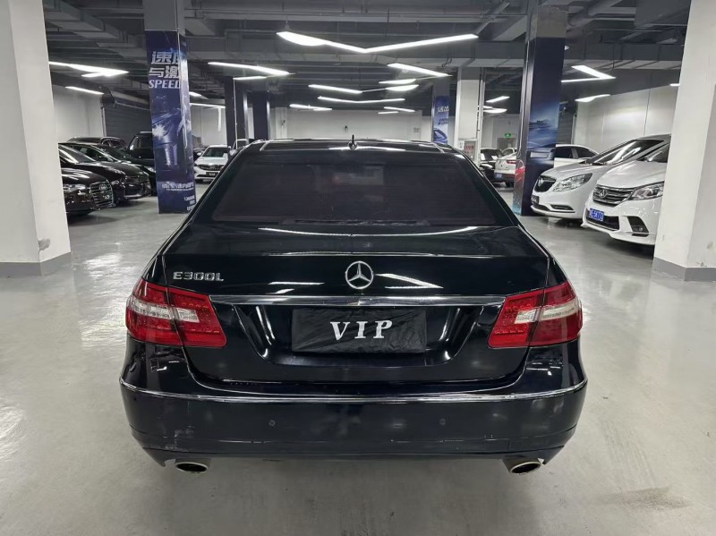 曲靖11年奔驰E9