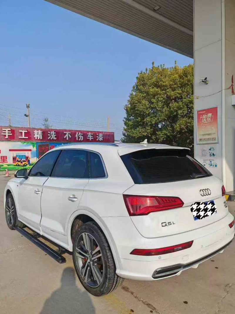 保定19年奥迪Q56