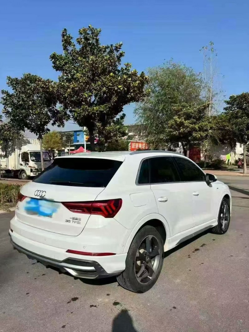 枣庄21年奥迪Q38
