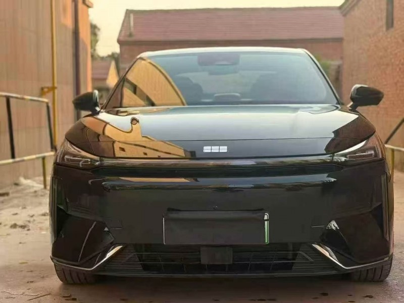 淄博24年吉利银河1