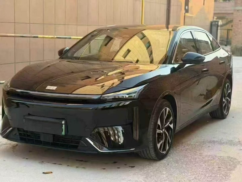 淄博24年吉利银河2