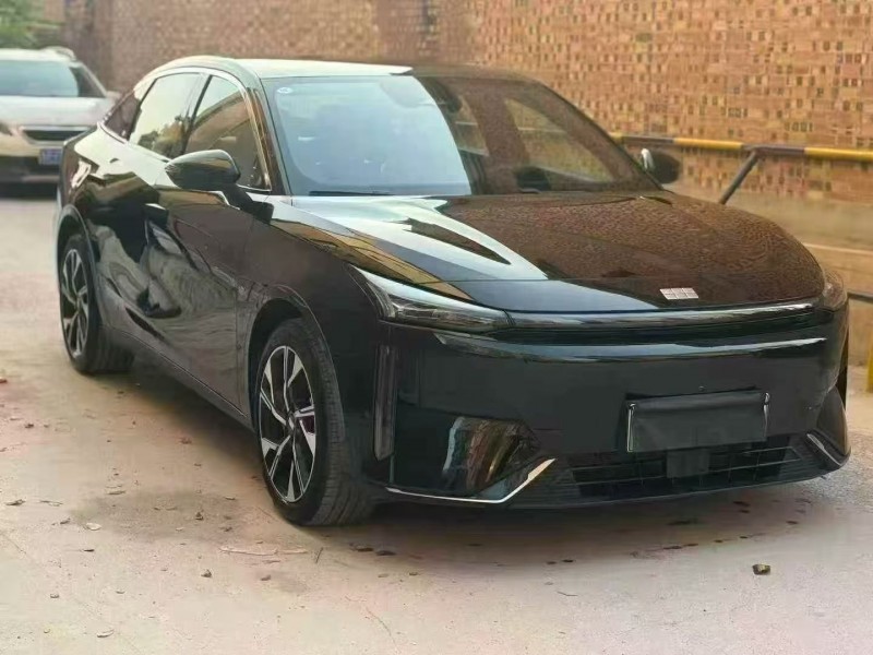 淄博24年吉利银河3