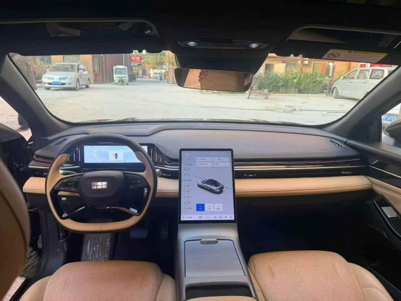 淄博24年吉利银河5