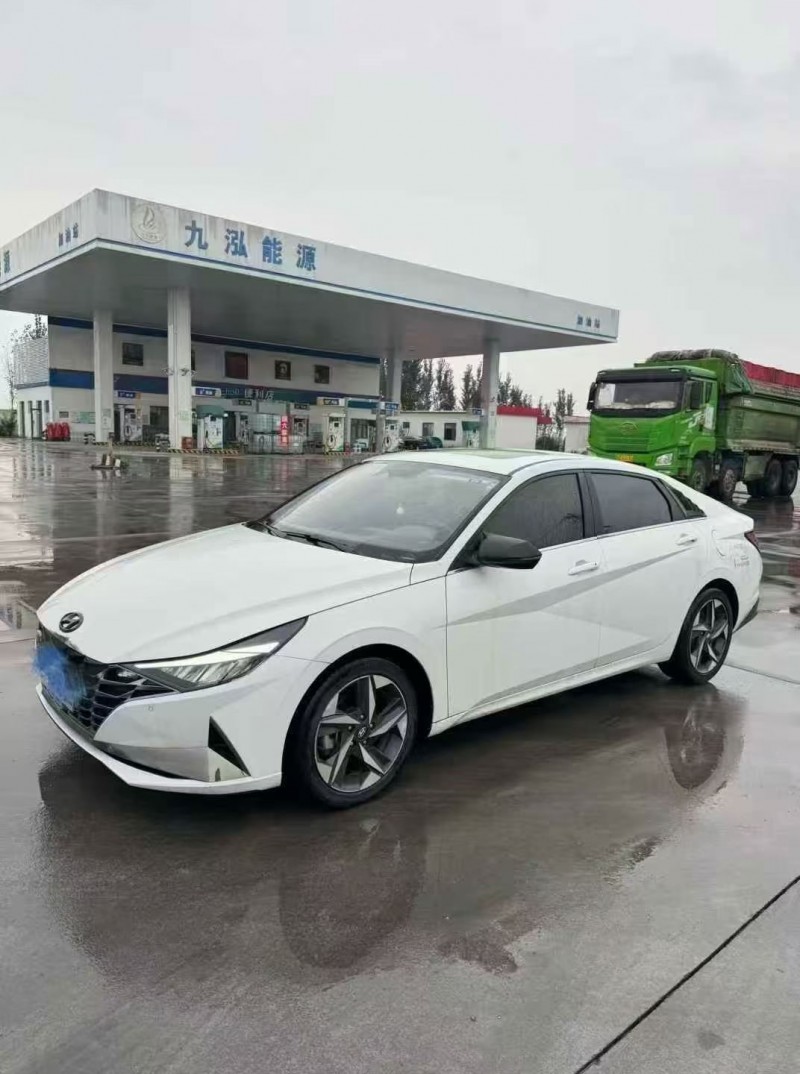 东营22年现代伊兰特3