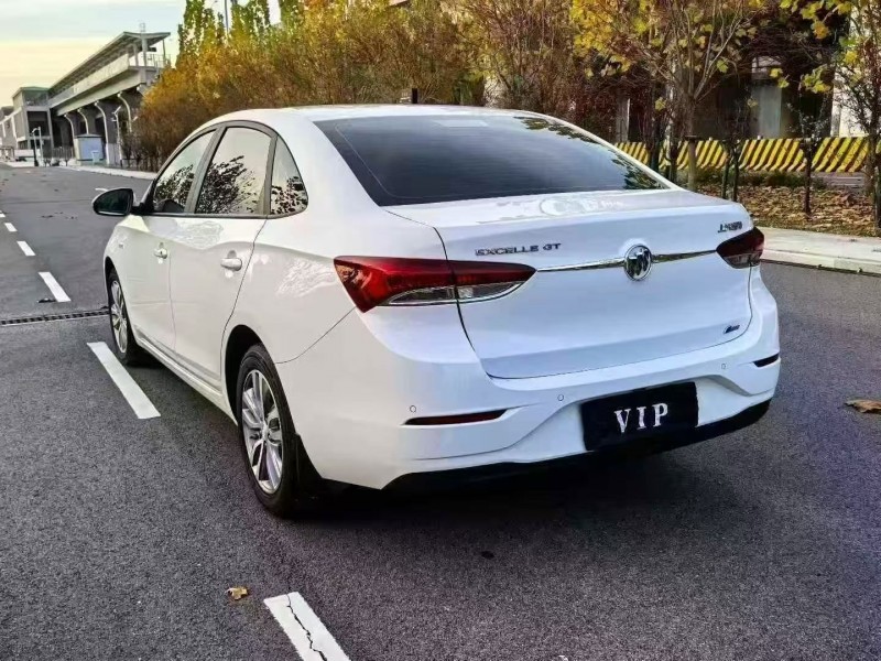 东营21年别克英朗8