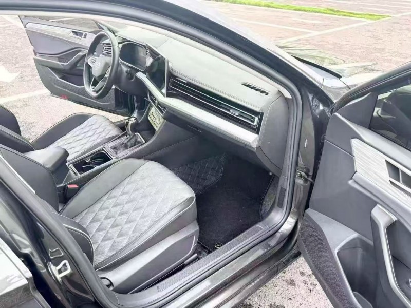 十堰22年大众速腾8