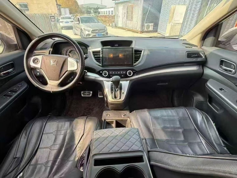 泰安17年本田CRV5