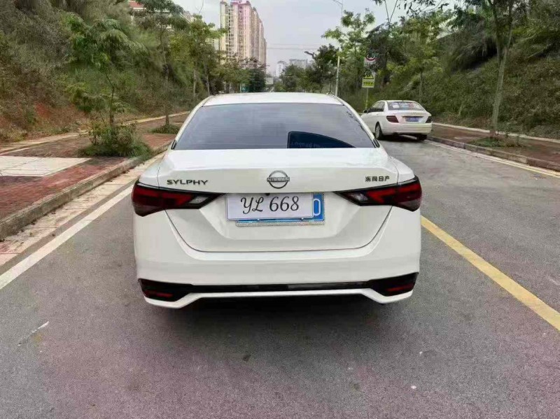 南宁23年日产轩逸9